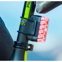 ECLAIRAGE AR Dayblazer 125 Rear Blackburn 9 ECLAIRAGE AR Dayblazer 125 Rear Blackburn -Mountain soldes eclairage ar dayblazer 125 rear blackburn 4