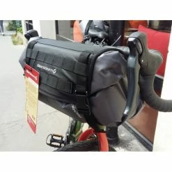 Sacoche Pour Guidon Outpost HB Roll Blackburn -Mountain soldes sacoche pour guidon outpost hb roll 3